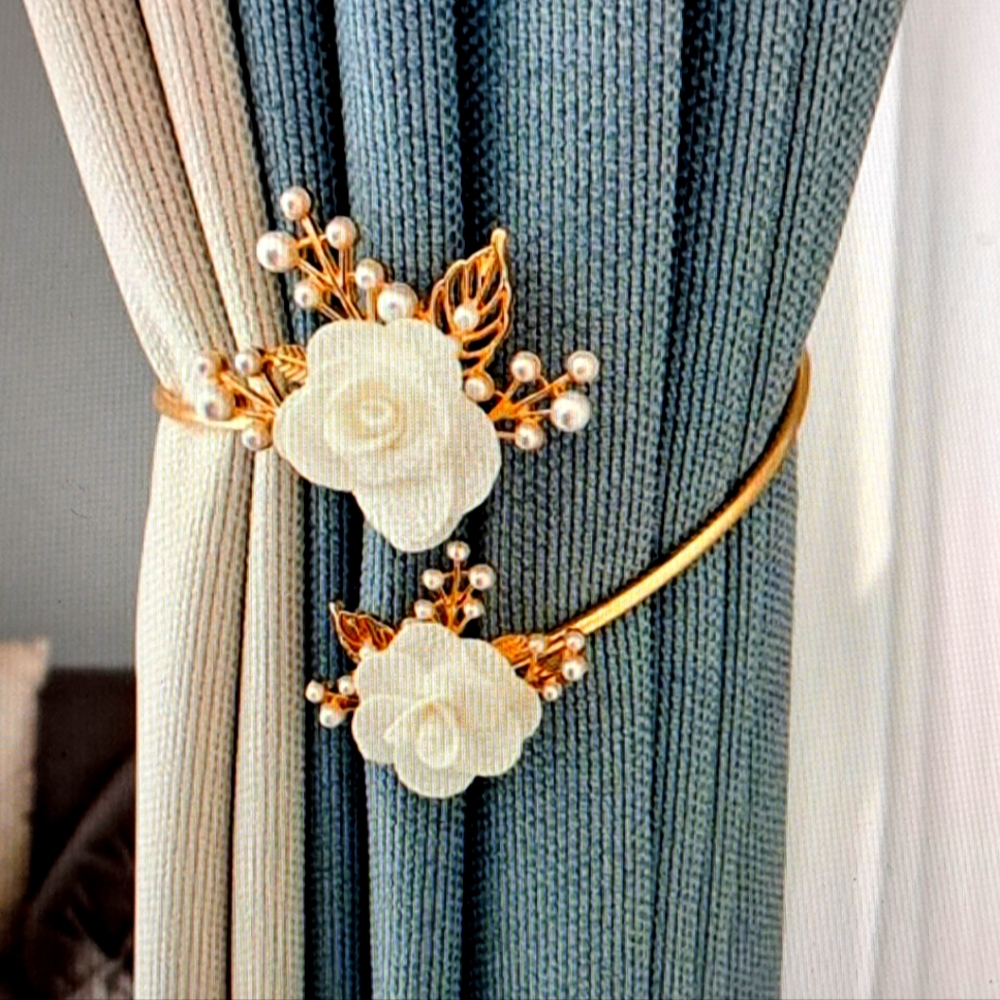 Elegant Gold and White Floral Curtain Tieback